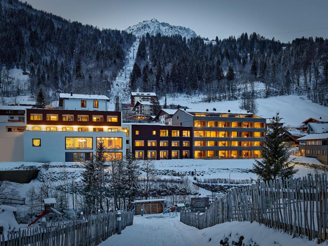 Aktiv-Hotel Sarotla บรานด์ ภายนอก รูปภาพ