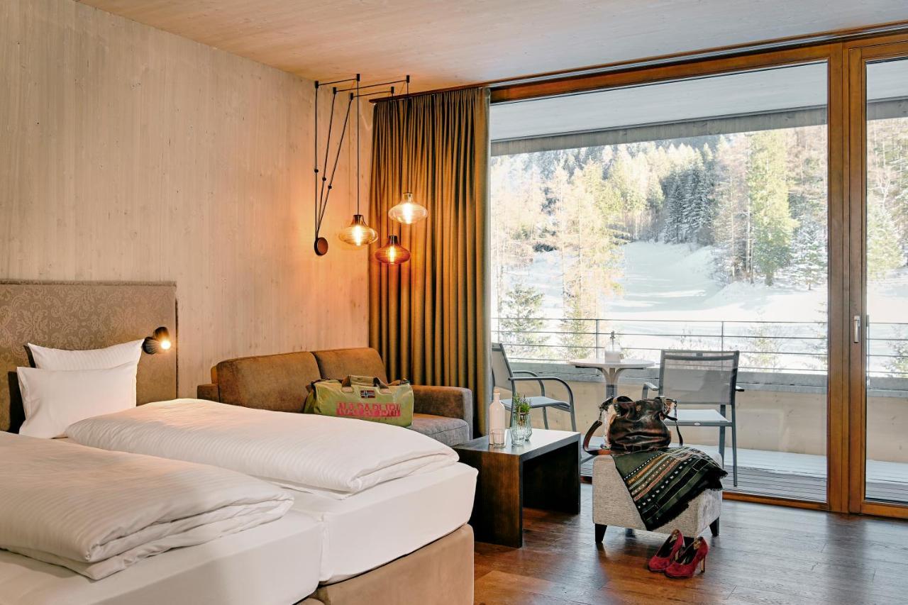 Aktiv-Hotel Sarotla บรานด์ ภายนอก รูปภาพ